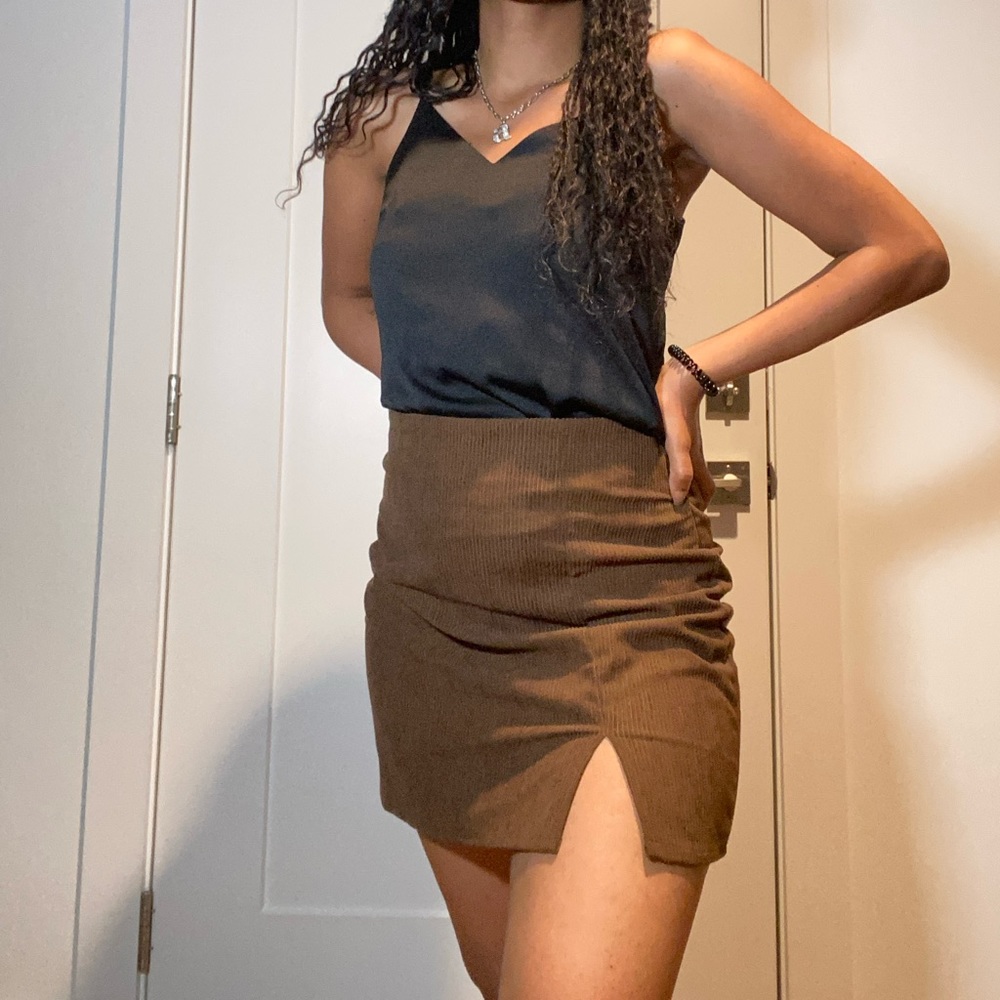 Brown mini skirt